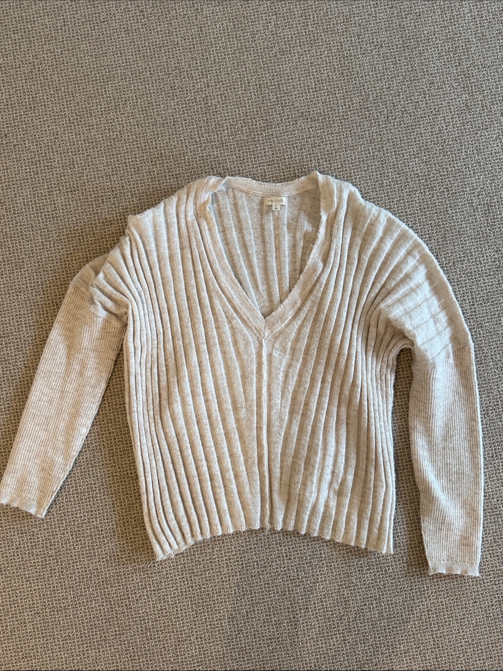 Pilcro super soft Vneck sweater - size XL